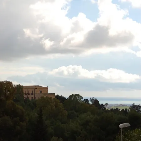 Doc House Apartment *